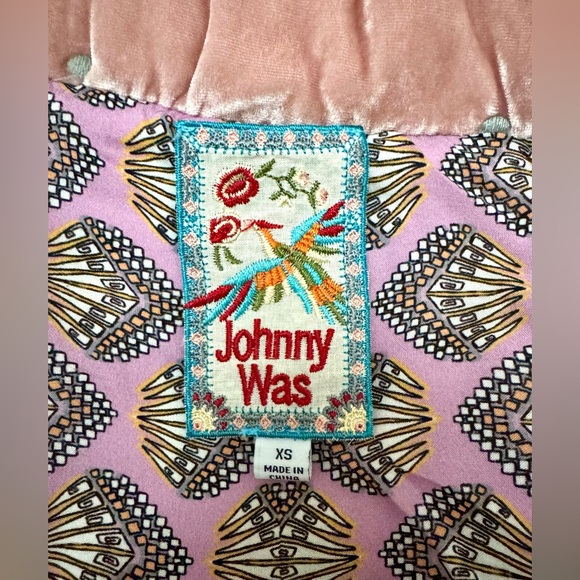 Johnny Was Quilted Warm Bohemian Dusty Pink Jacket, silk blend, Size XS – NWOT - Picture 10 of 16